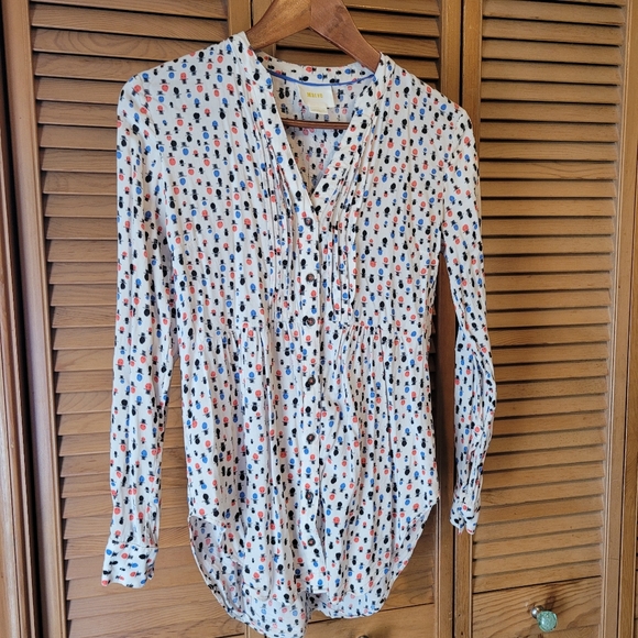 Maeve Colorful V-Neck Button Down Blouse - Picture 6 of 6
